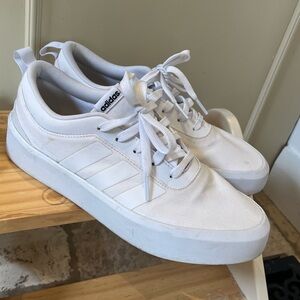 Adidas Wome’s White Low-Top Lace-Up Canvas Sneakers, 8.5